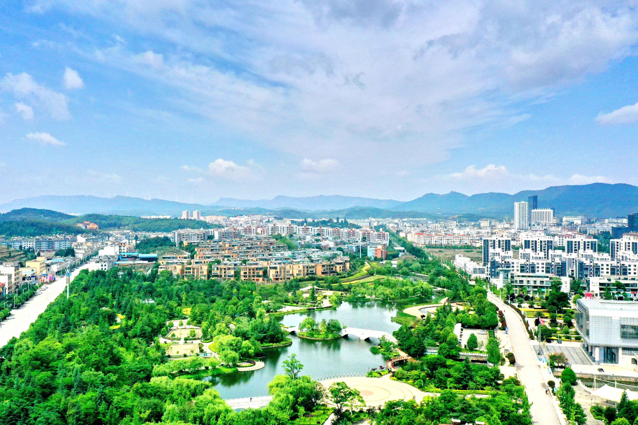 砥砺前行谱华章曲靖马龙撤县设区五周年经济社会发展综述